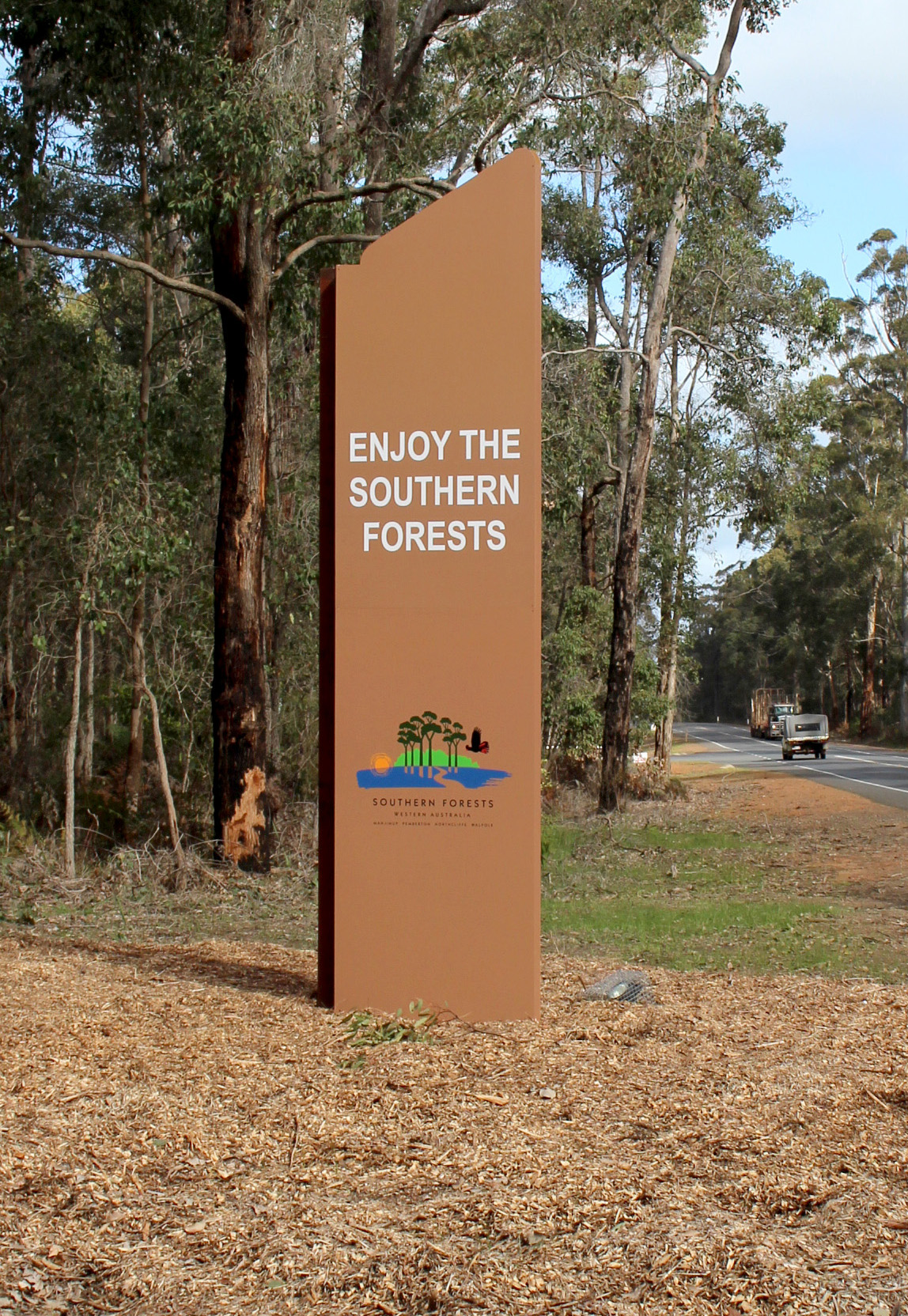 Enjoy the Southern Forest Signage on the way out of Manjimup heading South.