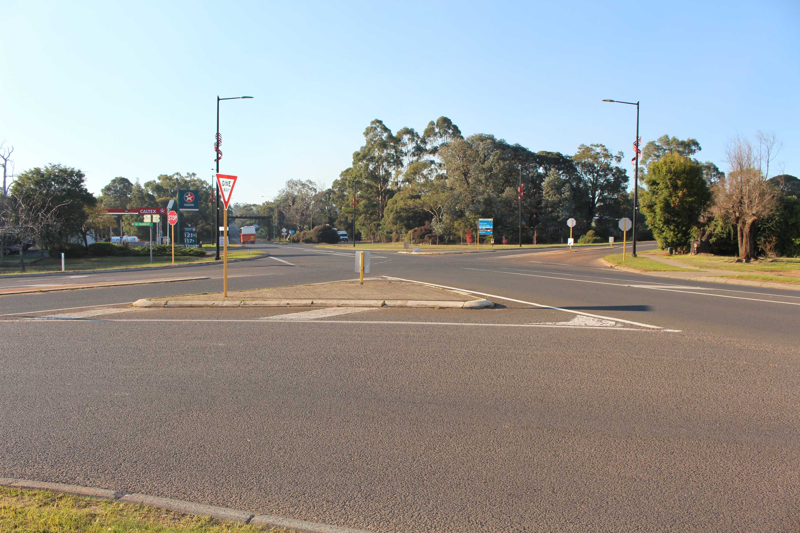 Intersection of Graphite and Perup Road before modifications