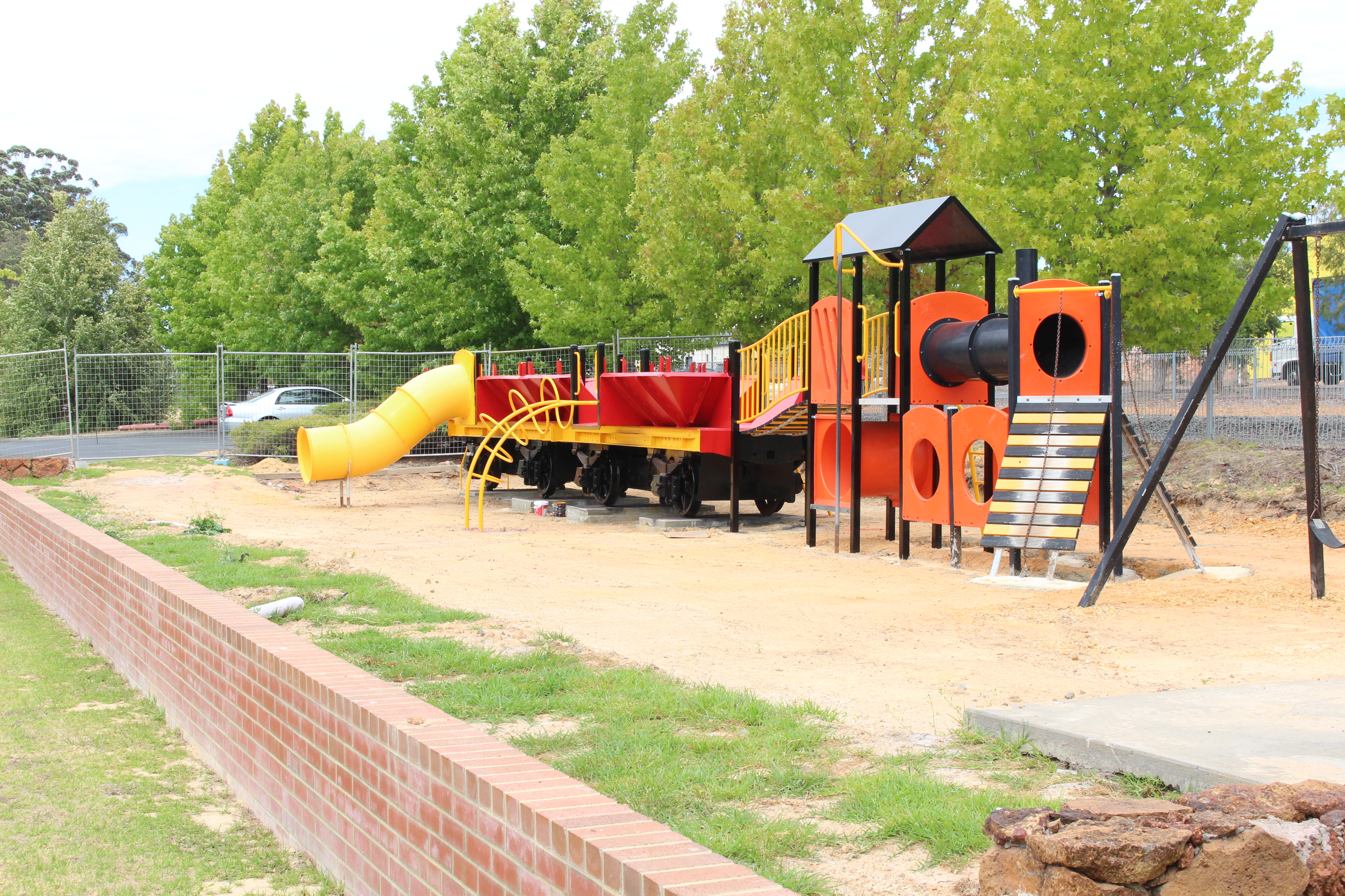 train playground equipment in Linear park.